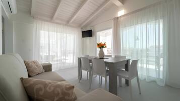 Panoramic-Penthouse, Meerblick | Speisen