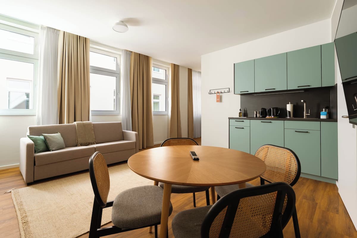 Suite with Sofa Bed | 私人廚房 | 特濃咖啡機、電熱水壺