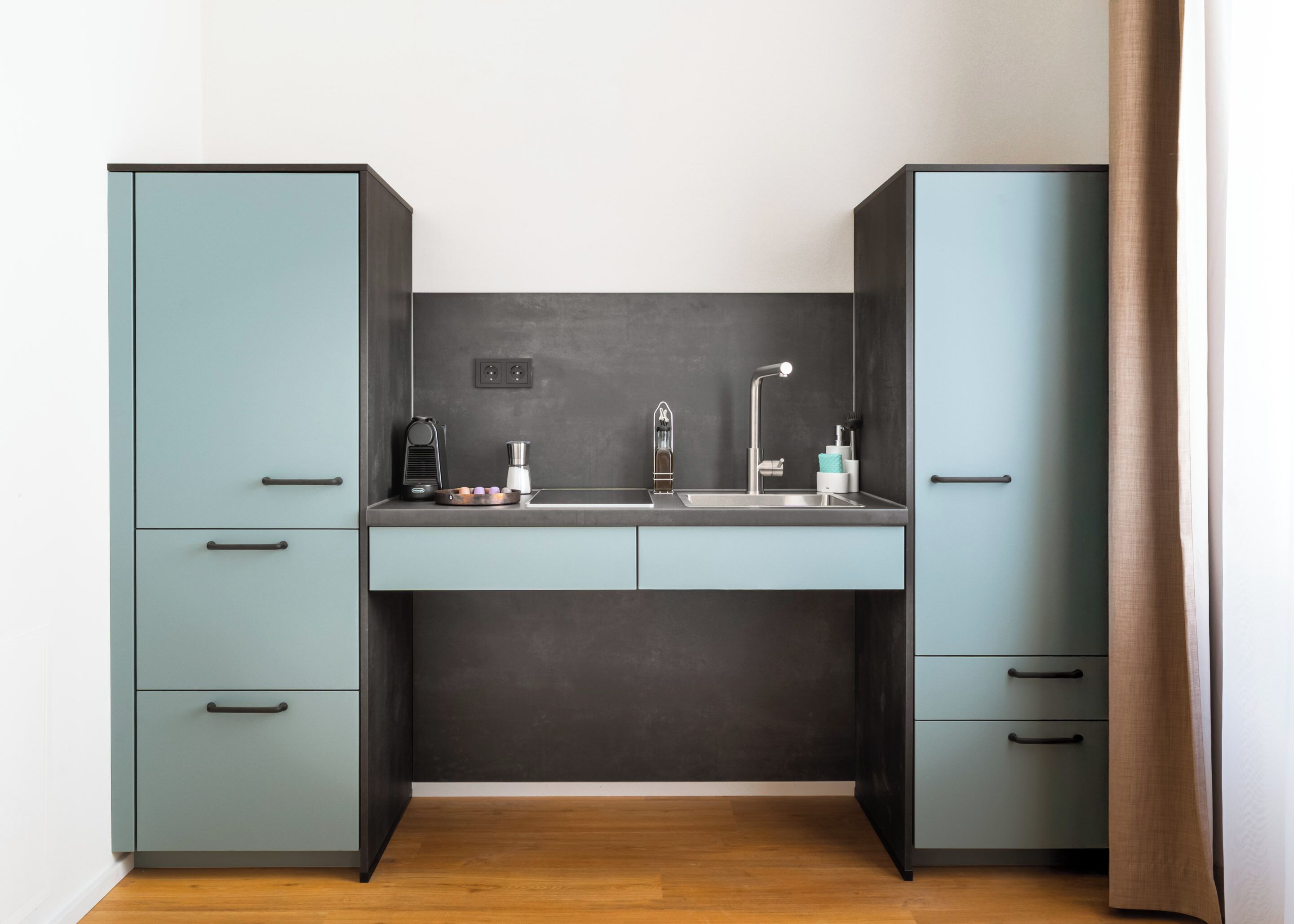 Suite Wheelchair Accessible | Private kitchen