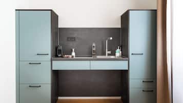 Suite Wheelchair Accessible | Private kitchen