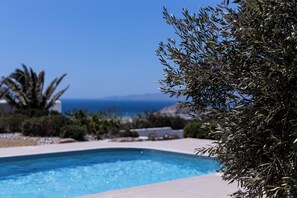 Pool - Villa Avillia - sunset views by Fiomavi (Naxos)