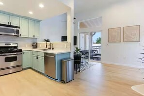 Fridge, microwave, oven, stovetop - Heart of OB Walk to Beach Townhome with Garage (San Diego)