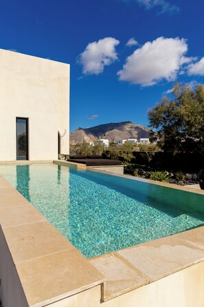 Outdoor pool - Exomitis1 Cellar & Sea Escape (8CMR+3XX Exomitis, Greece)