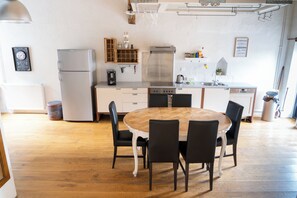 Private kitchen - House 5 at Domaine d'Embourg (Souvigny)