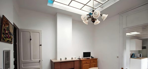 Room - La Brocante 4 ch Centre Lens Cour Parking 8p (Lens)