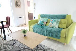House | 2 bedrooms - Le Sublime Wifi Terrasse Bollaert 5pers (Lens)
