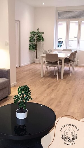House | 1 bedroom - Le Cantin 4 Pers Wifi Courette Bollaert (Lens)