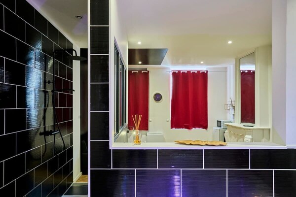 Baignoire Blaneo & Sauna 10 Minutes De La Gare - Tourcoing