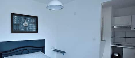 House | 1 bedroom