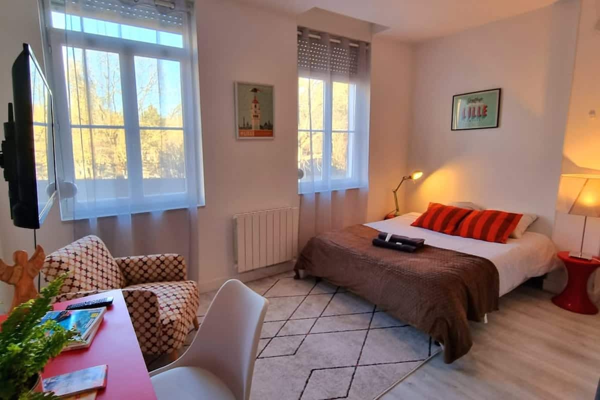 สตูดิโอ