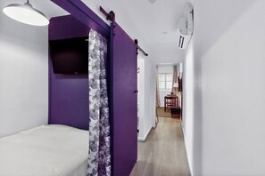 3 bedrooms, WiFi - Peaceful Enmore Boutique Townhouse Walk to Newtown (Enmore)