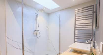 Amazing Duplex Apartment 8P