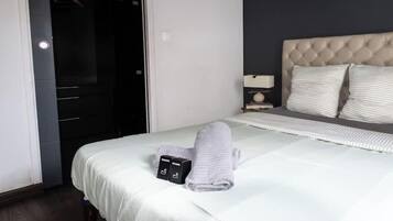 2 bedrooms