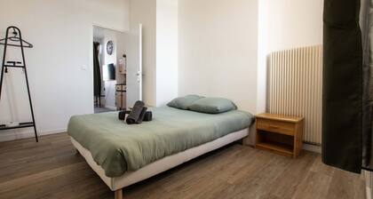 Cosy Place d Armes au 3eme Etage