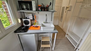 House - Les Glycines - Studio 9m2 Cosy et Reposant 1p (Arras)