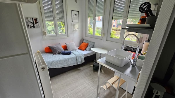 Room - Les Glycines - Studio 9m2 Cosy et Reposant 1p (Arras)