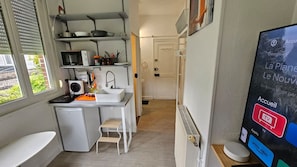 Room - Les Glycines - Studio 9m2 Cosy et Reposant 1p (Arras)