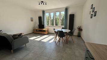 House | 1 bedroom