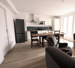 House | 4 bedrooms - Chez Jean Hyper Centre 4 Chambres Wifi 8 Pers (Lens)