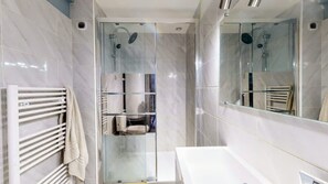 Nhà | 6 phòng ngủ 