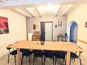 6 bedrooms - Maison du Monde - Spacieuse et Agreable Maison (Croix)