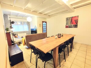 Rumah | 6 kamar tidur