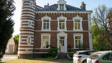 House | 3 bedrooms, Internet