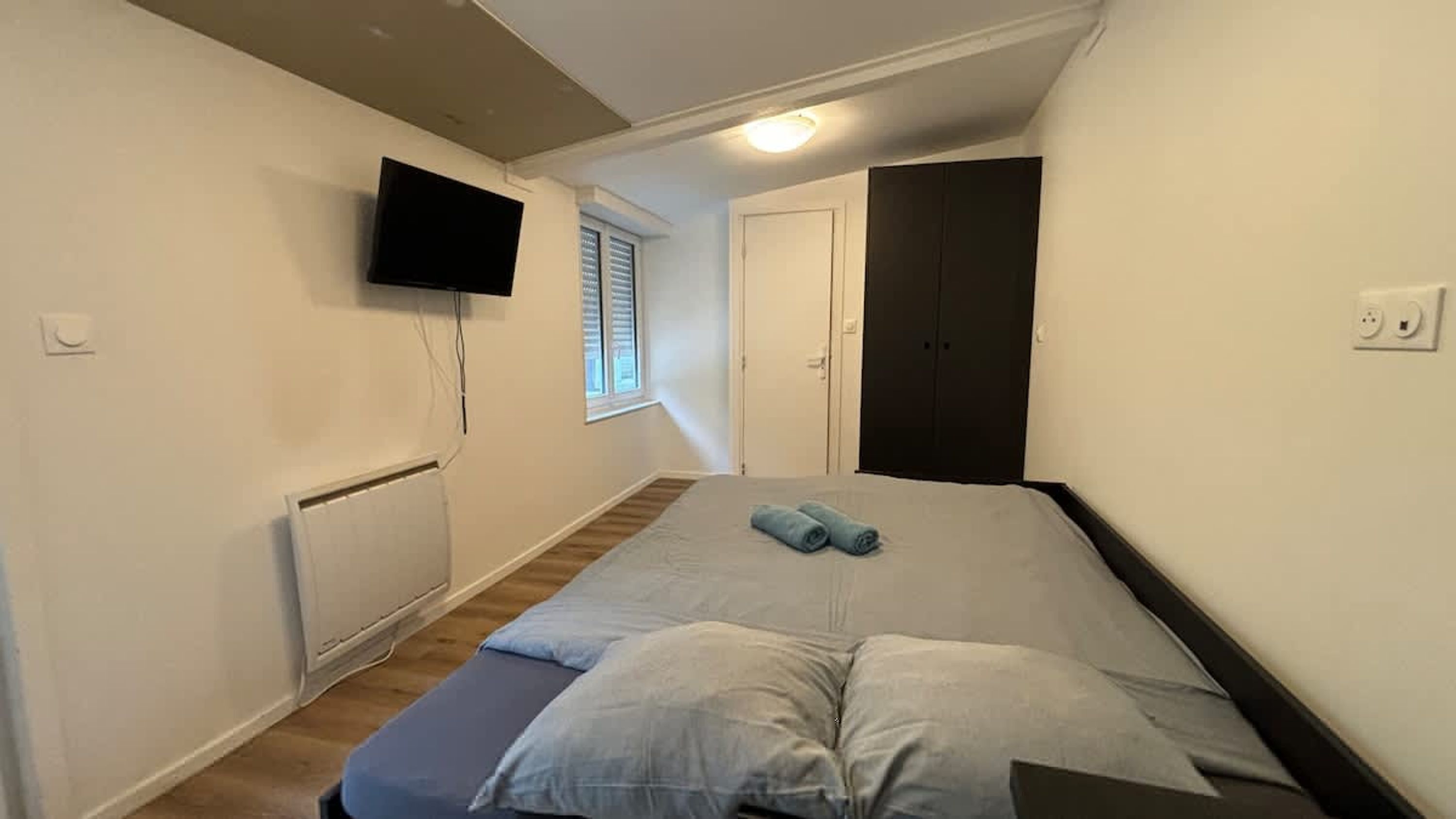 8 bedrooms