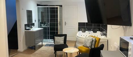 House | 1 bedroom