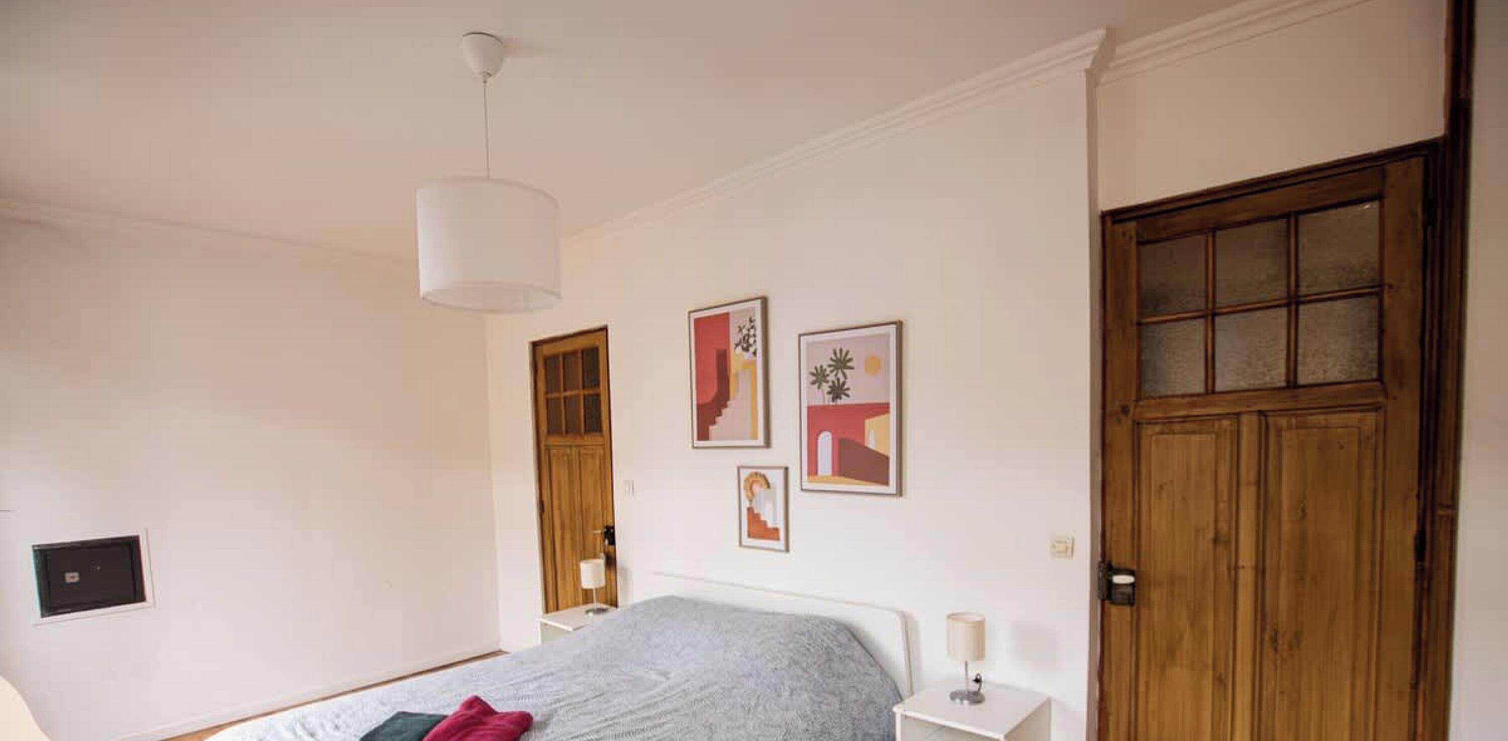 2 bedrooms