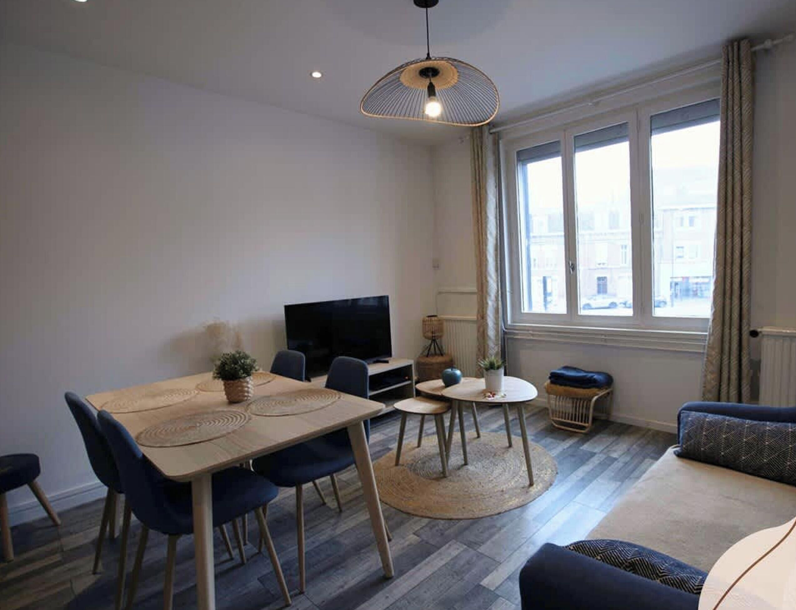 2 bedrooms