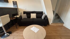 House | 1 bedroom