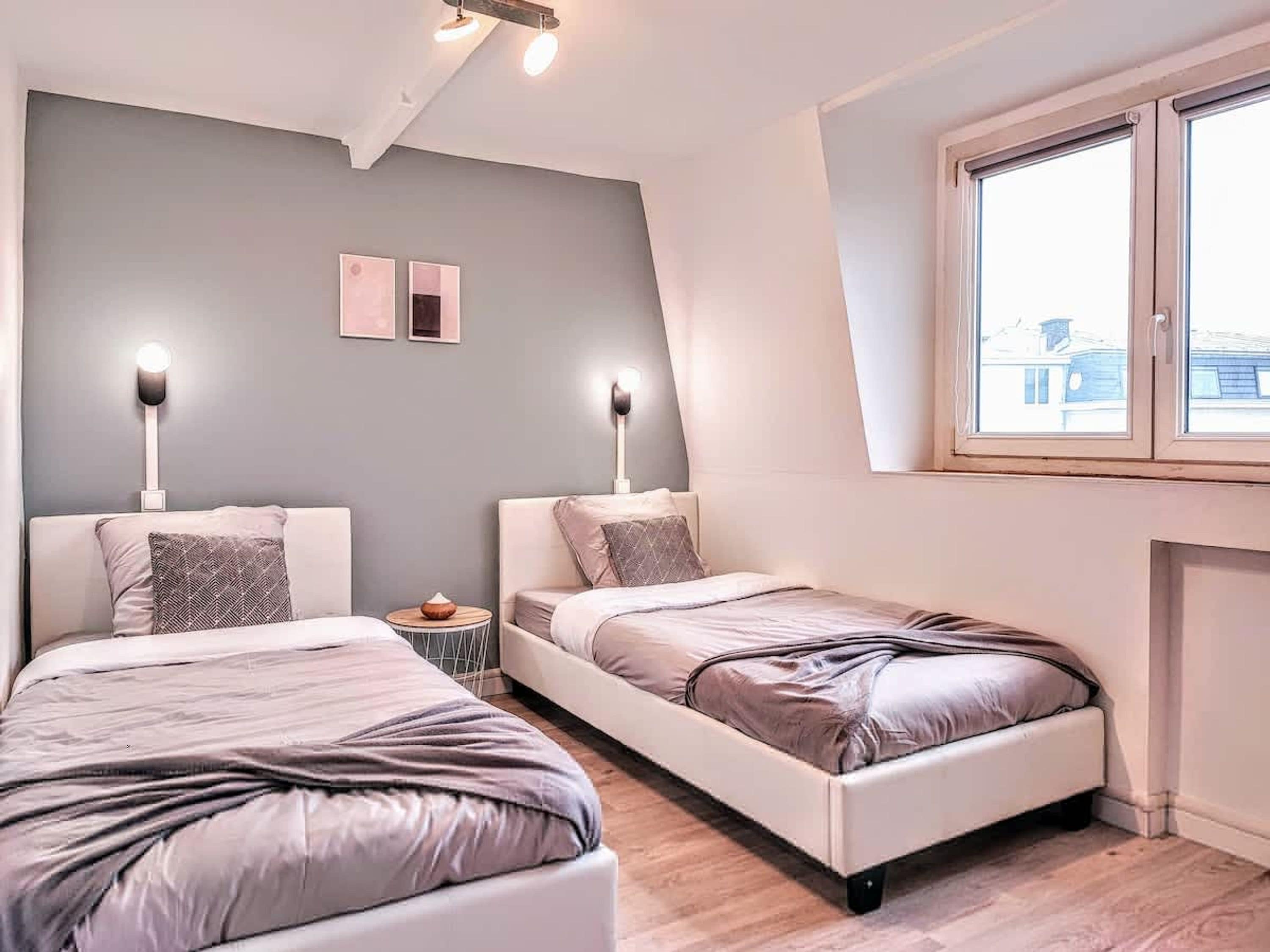 4 bedrooms