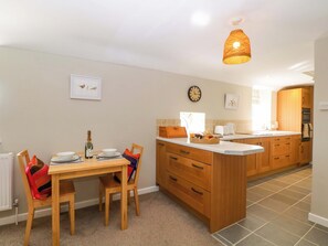 Dining - Farm View Annex (Stroud)