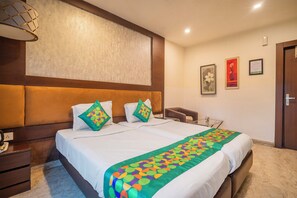 Deluxe Double Room | Iron/ironing board - Treebo Ivory Inn (Kolkata)
