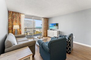 Smart TV - South Hampton 901 w/Pool Beach (Myrtle Beach)