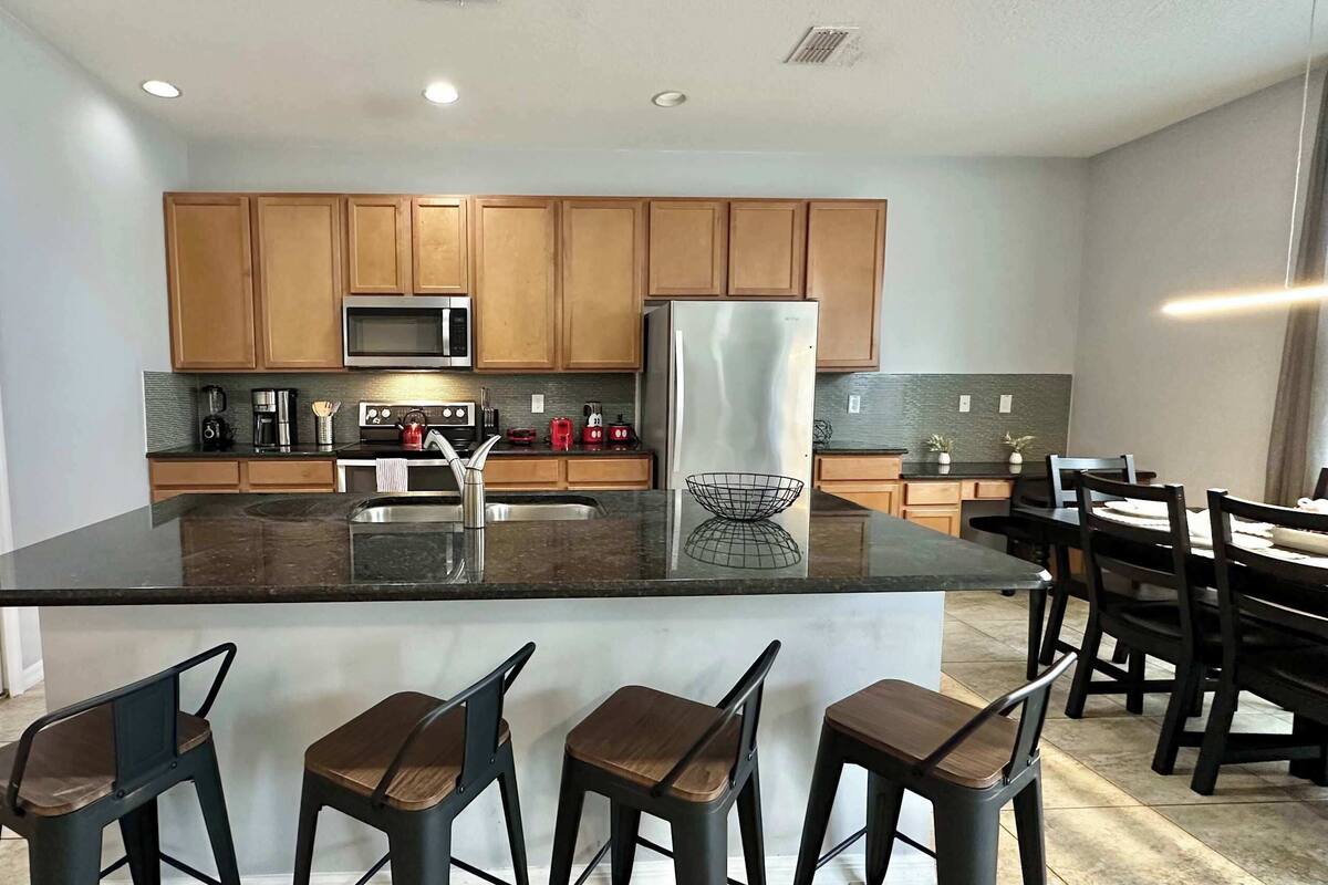 Townhome, Multiple Beds, Pool Access, Pool View (Sweet Retreat At Bella Vida) | Private kitchen