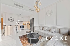 Living area - Luxury Burj Royale 2BR Burj Khalifa & Fountain View With Balcony by Evoke (Dubai)