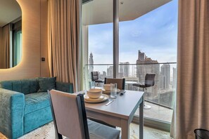 TV - Free housekeeping visits during your stay - StayShort - Scenic Studio in Business Bay Sleeps 2 with Burj Views! (Business Bay)