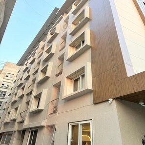 Exterior - Hotel Avenue Inn (Navi Mumbai)