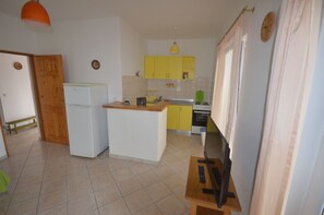 Private kitchen - Adriatic Paradise by Marinko (Starigrad)