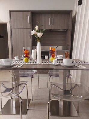 Dining - ELEGANT APATMENT IN URBANIA'S HISTORIC CENTER, MARCHE-PICCOLPASSO20 (Urbania)