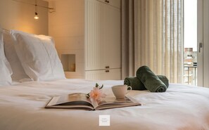 Iron/ironing board, WiFi, bed sheets - L`Apero Floor, refined living in the heart of Knokke (Knokke-Heist)