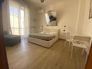 Deluxe Double Room, Balcony, City View - b&b 10 mt dal duomo (Benevento)