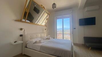 Superior-Doppelzimmer, Balkon, Stadtblick