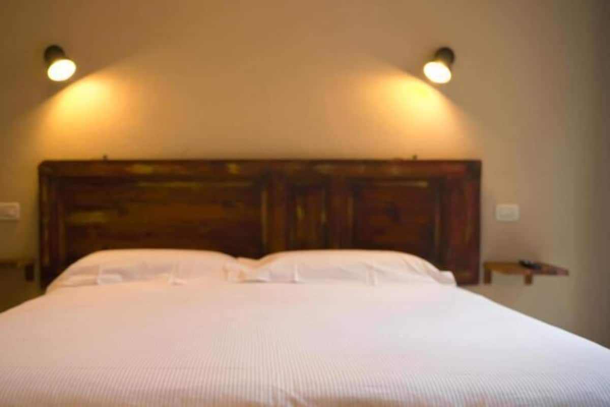 Kolmen hengen classic-huone, kaupunkinäköala