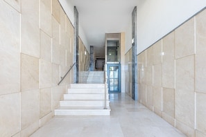 Interior - Renovated apartment on the seafront promenade fuengirola (Fuengirola)