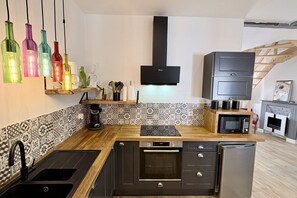 Microwave, dishwasher, toaster - Charming house with outside - 4 people - near sea and center (Le Crotoy)
