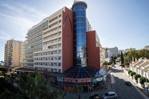 Exterior - Elegant apartment 1 min from the beach (Arroyo de la Miel)
