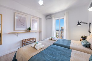 Bügeleisen/Bügelbrett, kostenloses WLAN, Bettwäsche